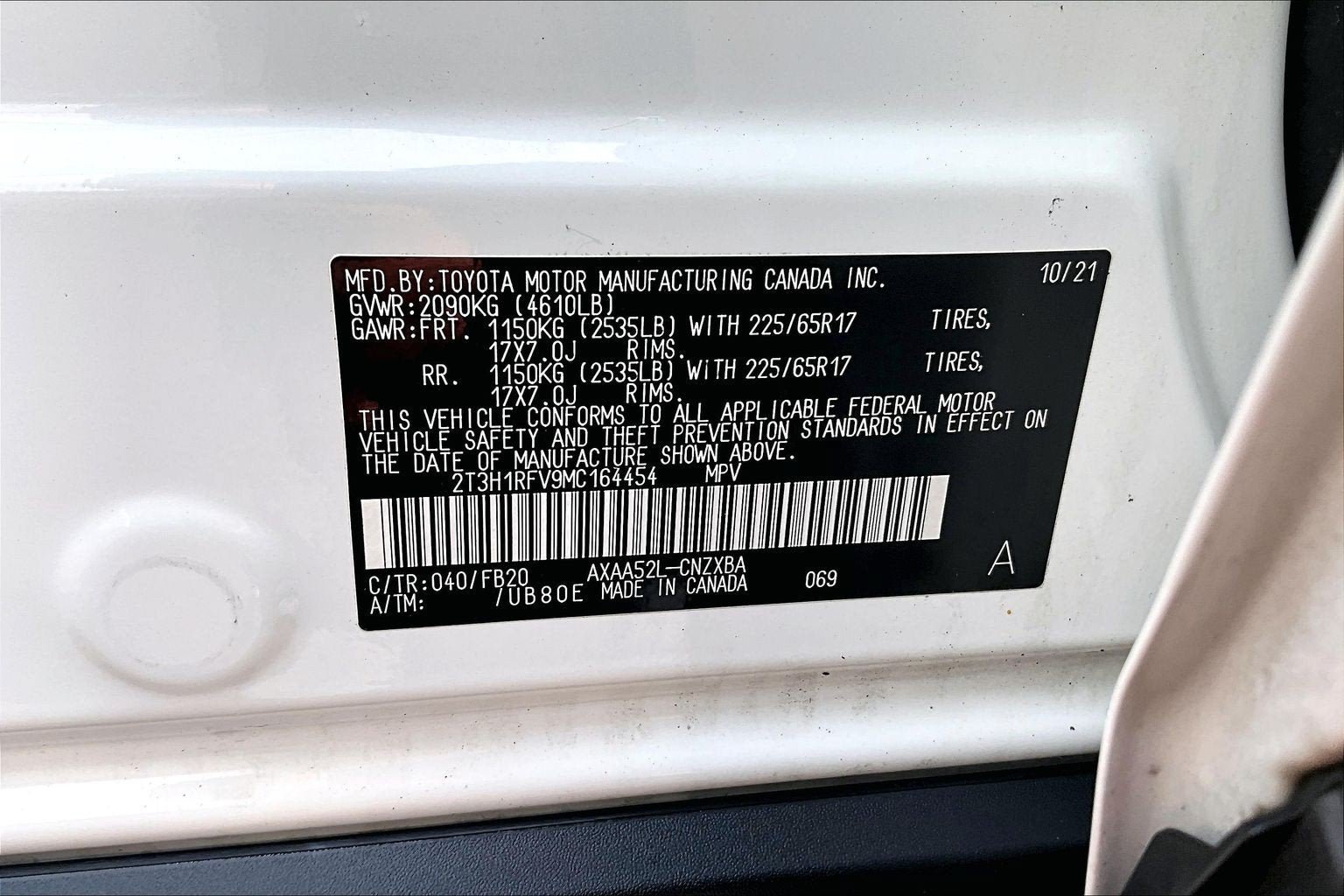 Used 2021 Toyota RAV4 LE FWD image 29