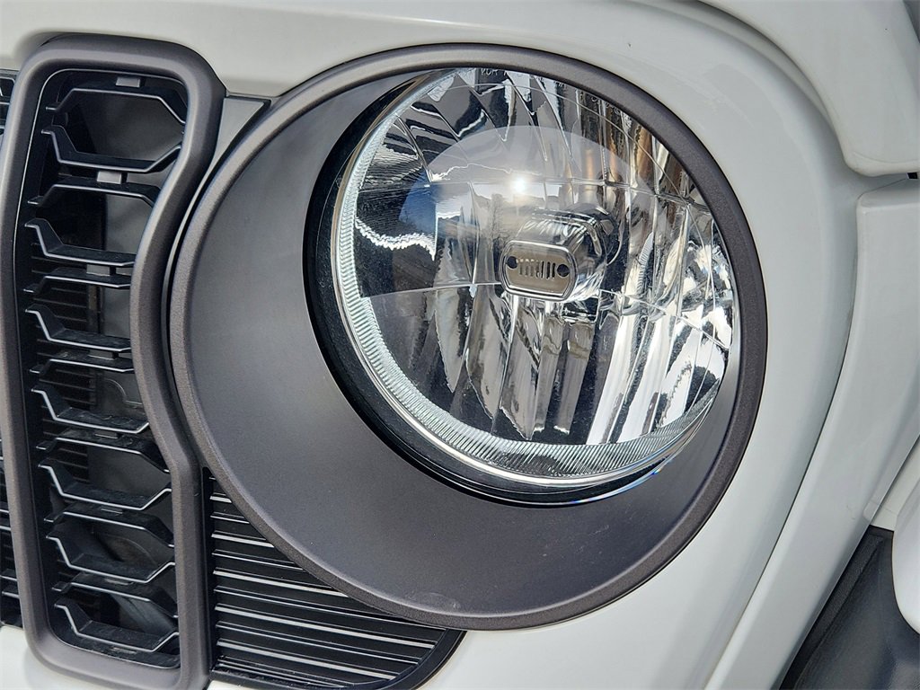 New 2024 Jeep Gladiator Sport image 7