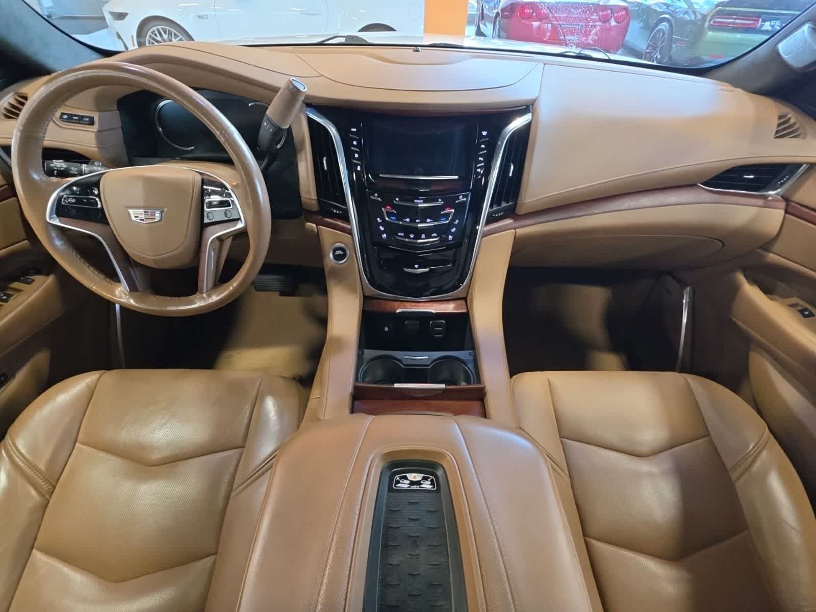 Used 2017 Cadillac Escalade Platinum AWD/4WD image 33