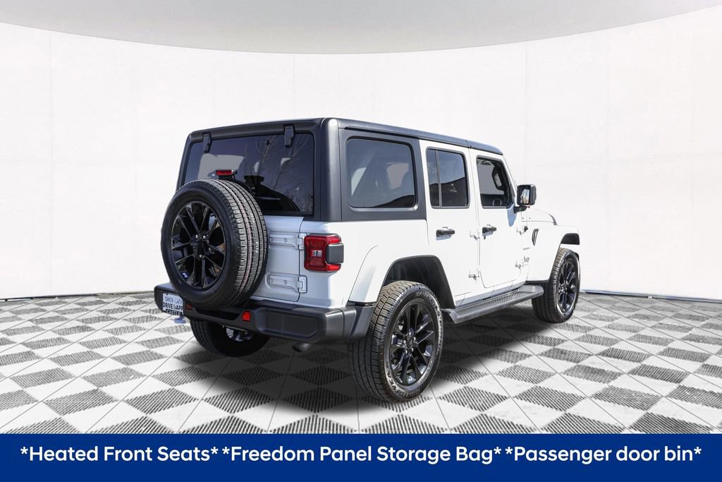 Used 2022 Jeep Wrangler Unlimited Sahara w/ Cold Weather Group AWD/4WD image 11