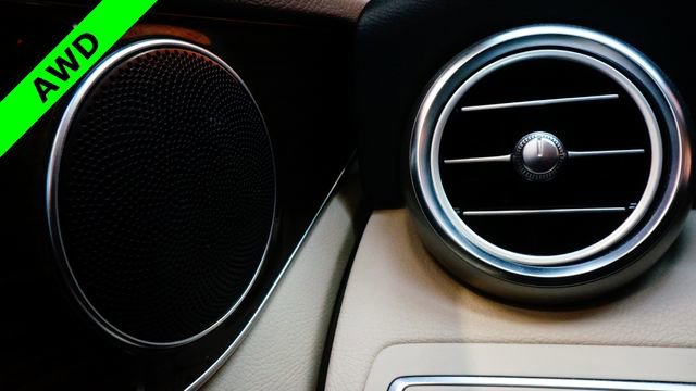 Used 2018 Mercedes-Benz C 300 4MATIC Sedan image 25