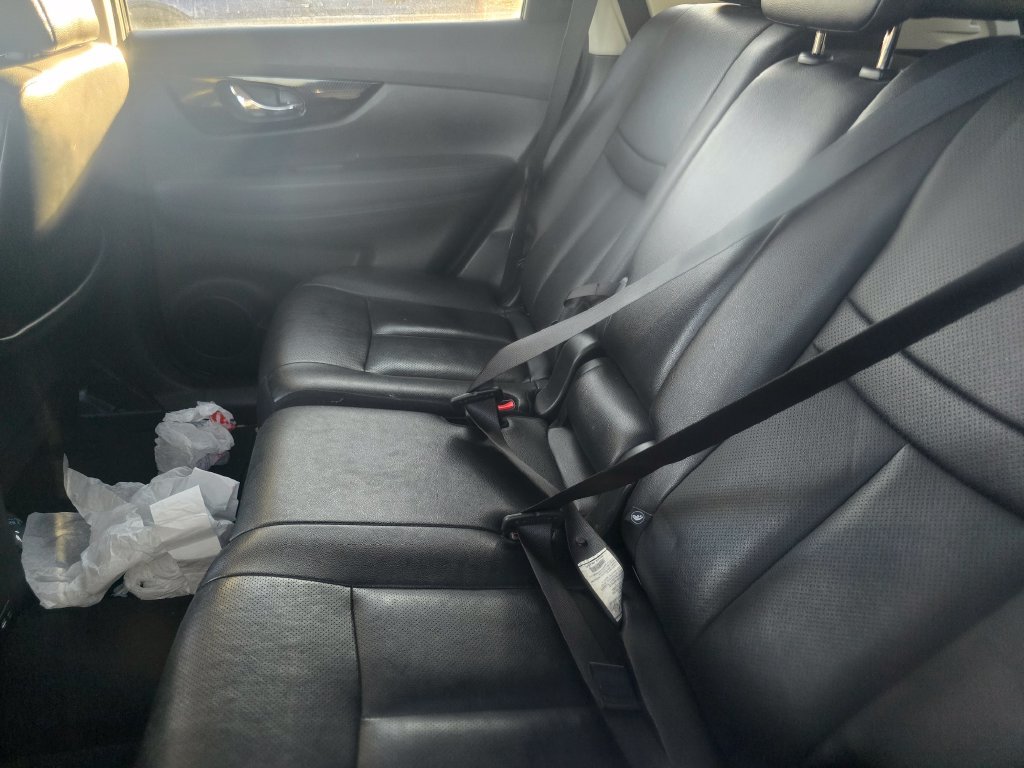 Used 2020 Nissan Rogue SL AWD/4WD image 21