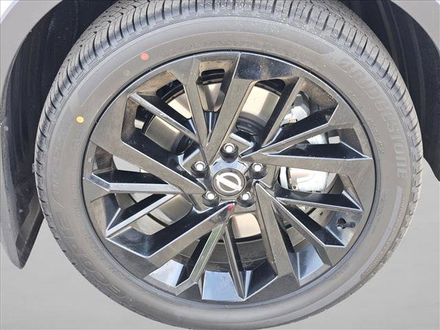 Used 2026 Nissan Rogue SL w/ Family Package AWD/4WD image 30