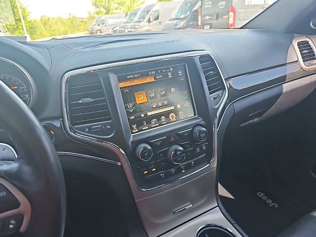 Used 2014 Jeep Grand Cherokee Overland w/ Advanced Technology Group image 19