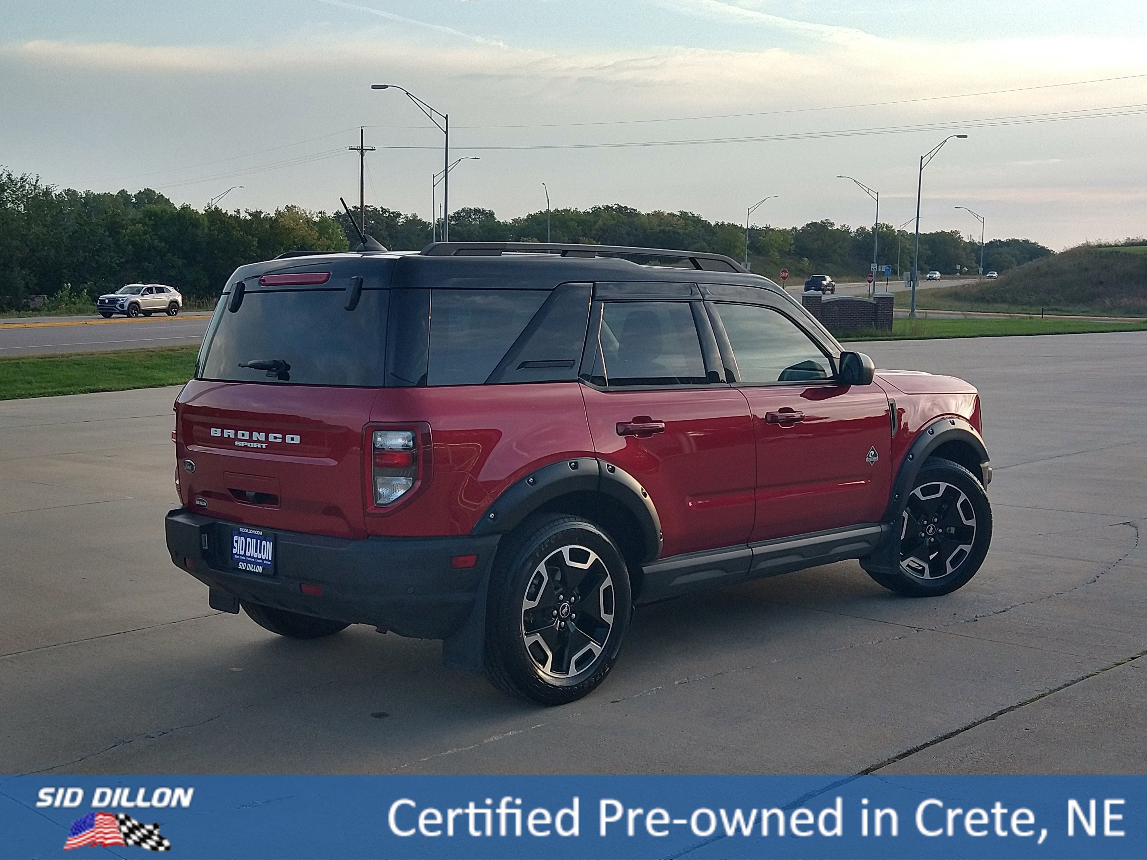 Used 2021 Ford Bronco Sport Outer Banks w/ Outer Banks Package (96D) image 14