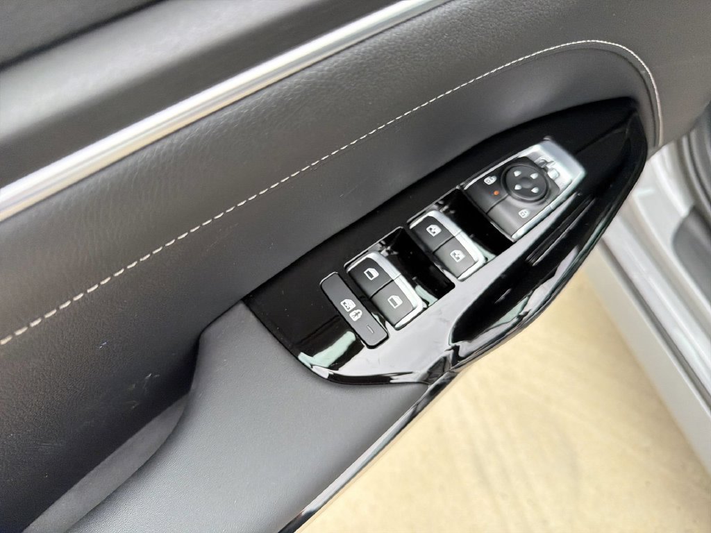 New 2026 Kia K5 GT-Line w/ GT-Line Premium Package FWD image 16