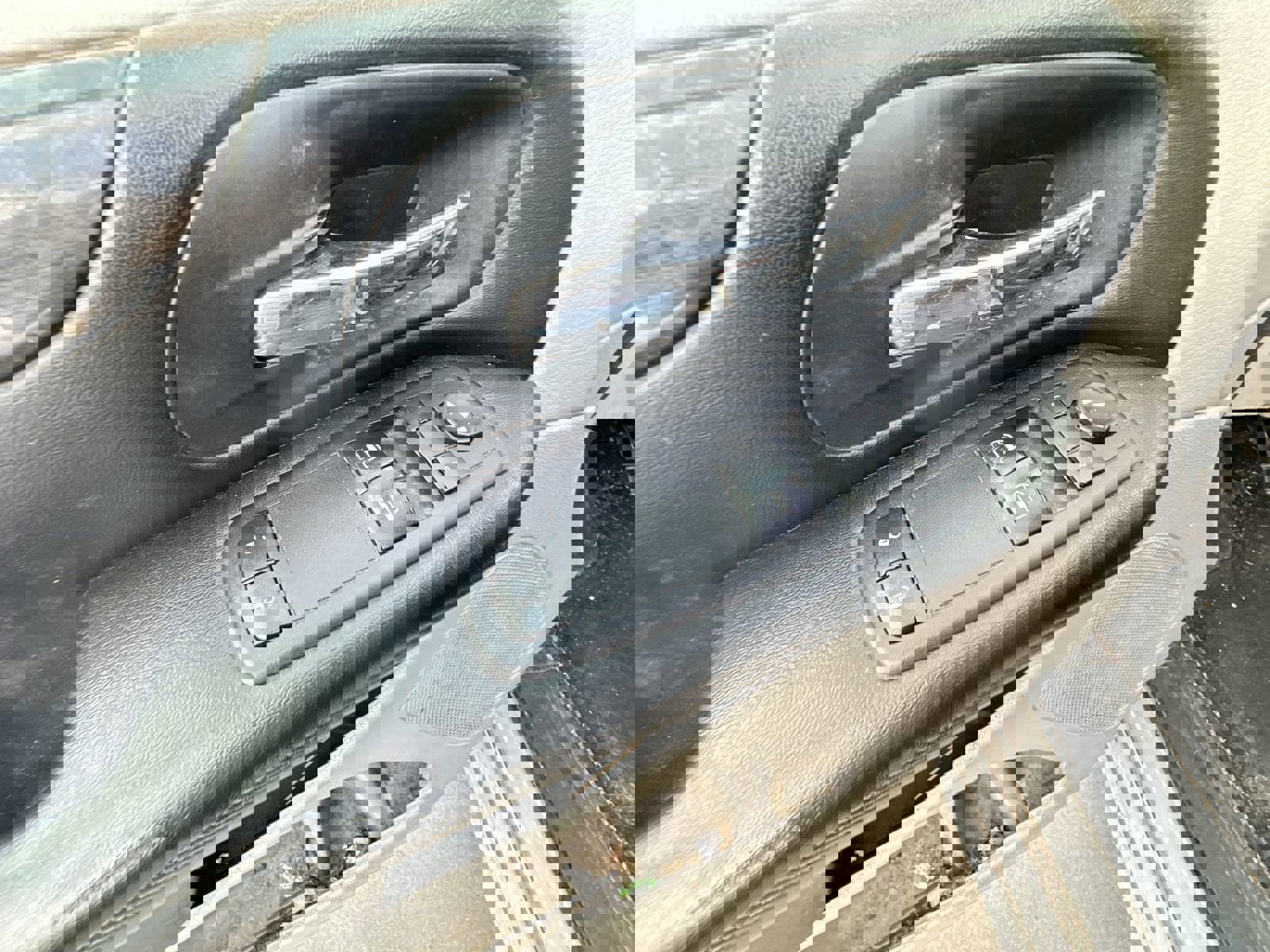 Used 2013 Dodge Grand Caravan SE image 19