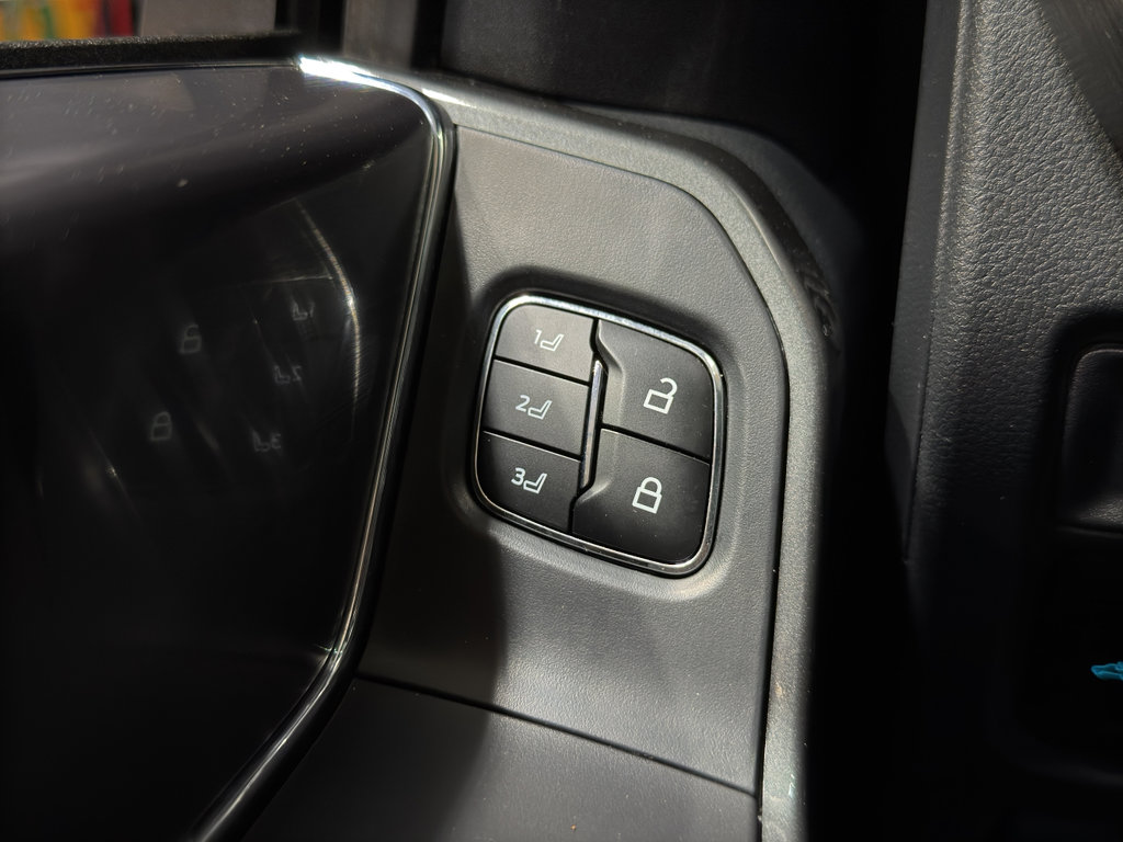 Used 2023 Ford F150 Lariat w/ Equipment Group 502A High image 37