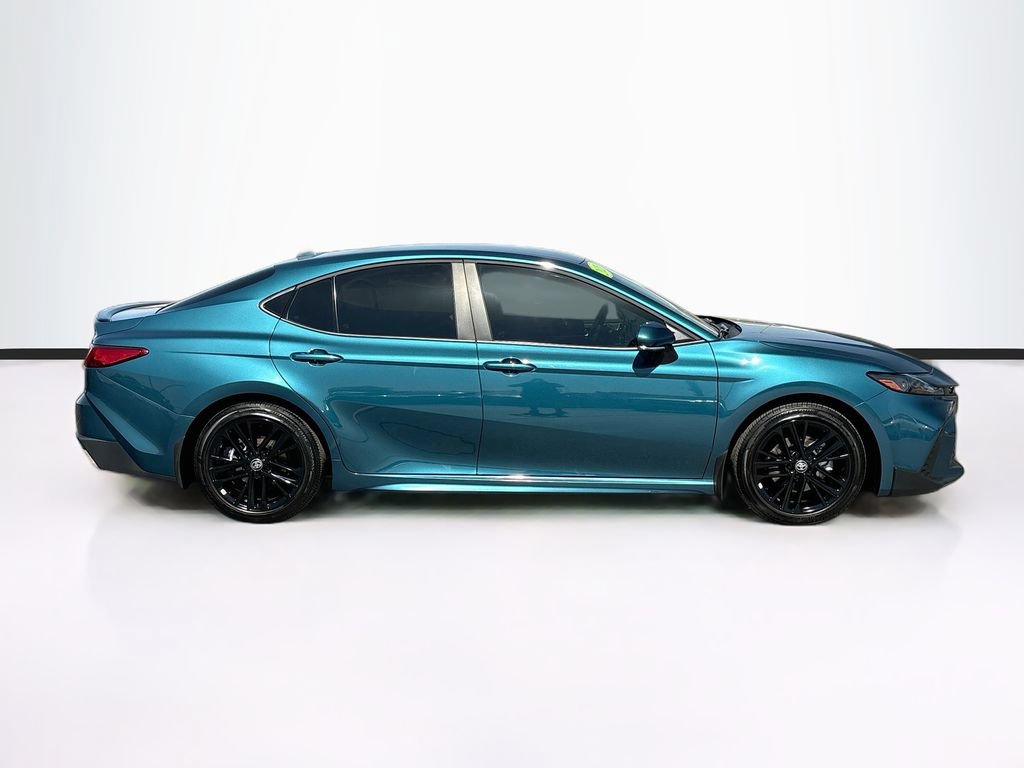 Used 2026 Toyota Camry SE FWD image 4