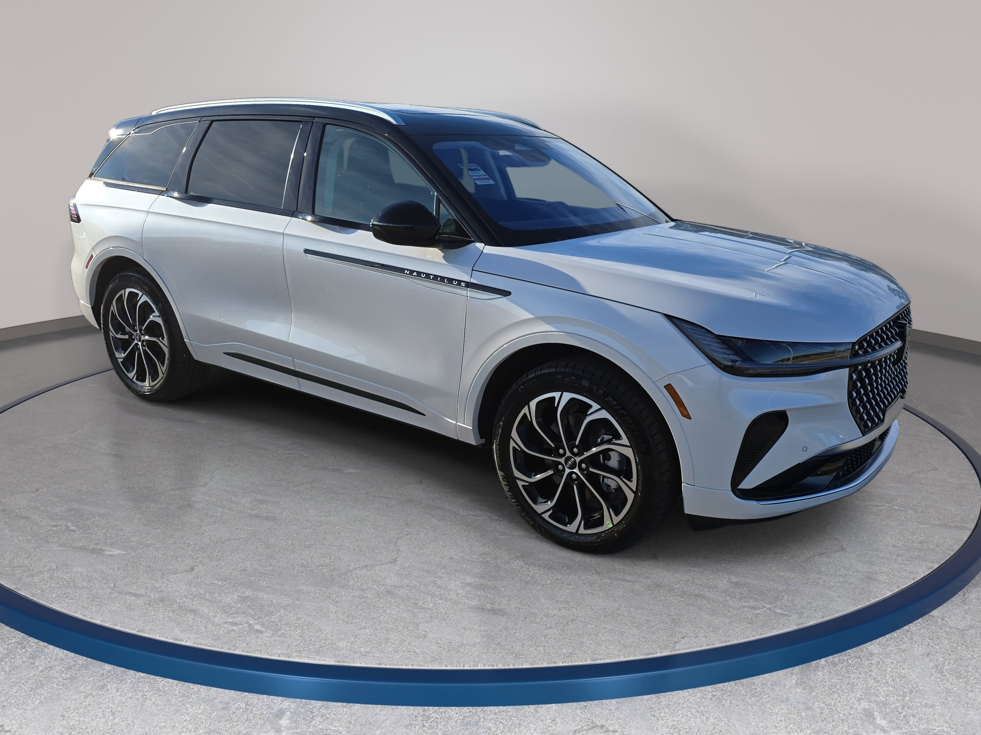 New 2026 Lincoln Nautilus Reserve AWD/4WD image 3
