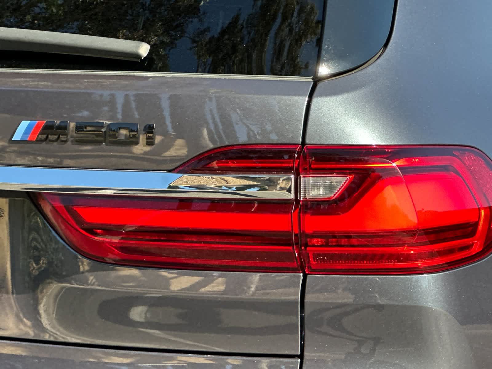 Used 2019 BMW X7 xDrive50i w/ M Sport Package AWD/4WD image 27