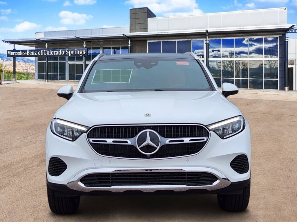 New 2026 Mercedes-Benz GLC 300 4MATIC image 2