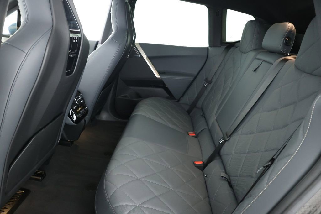 Used 2023 BMW iX M60 w/ Executive Package image 19