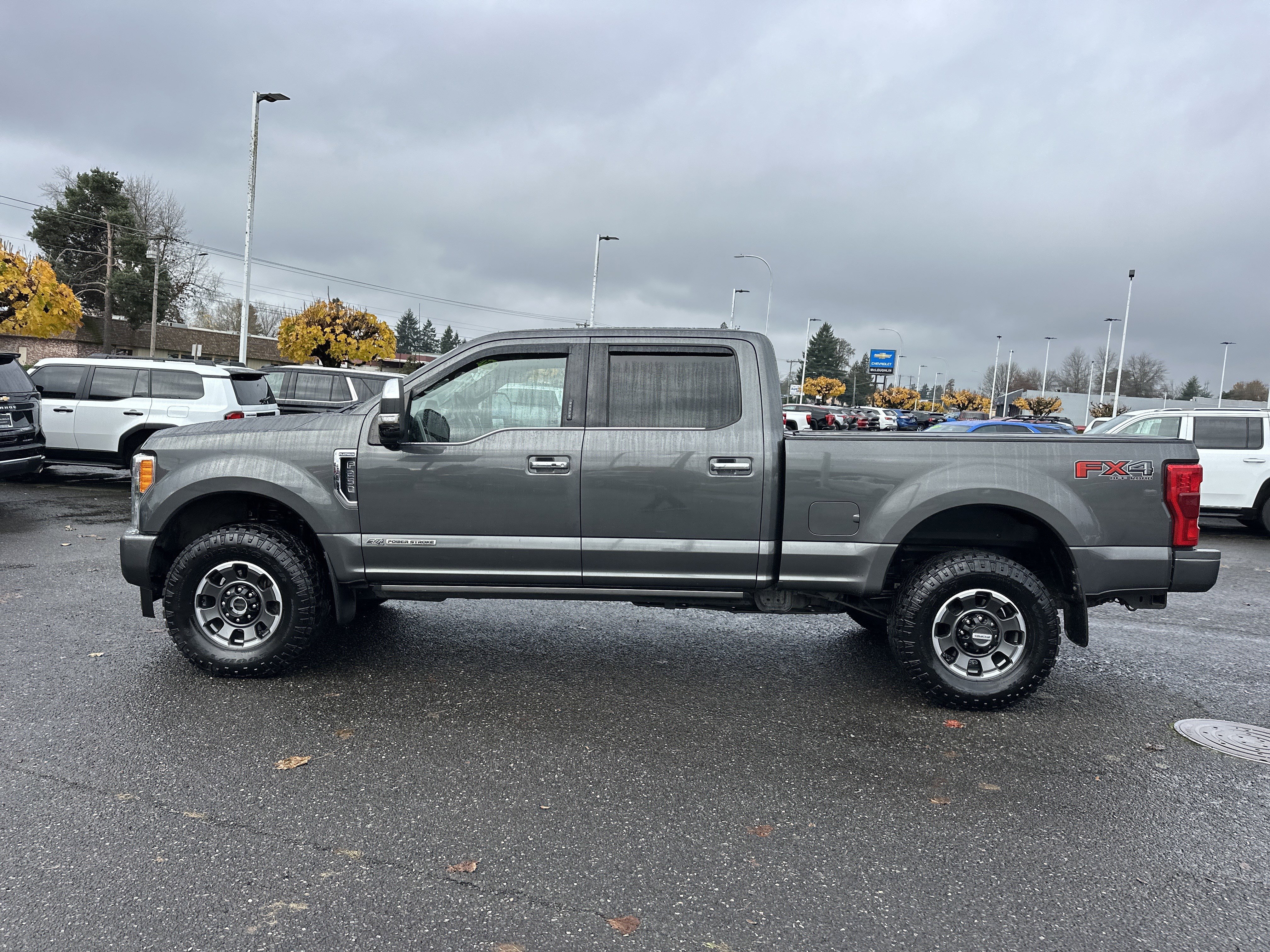 Used 2019 Ford F250 Platinum w/ Platinum Ultimate Package image 2
