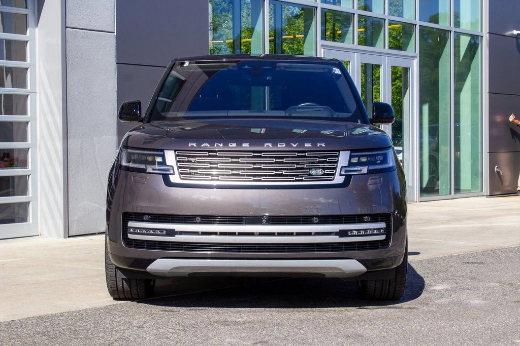 Used 2023 Land Rover Range Rover First Edition AWD/4WD image 2
