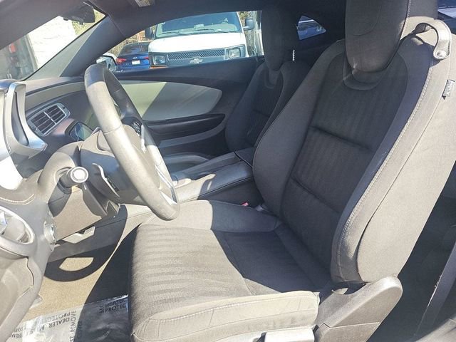 Used 2015 Chevrolet Camaro LS RWD image 9