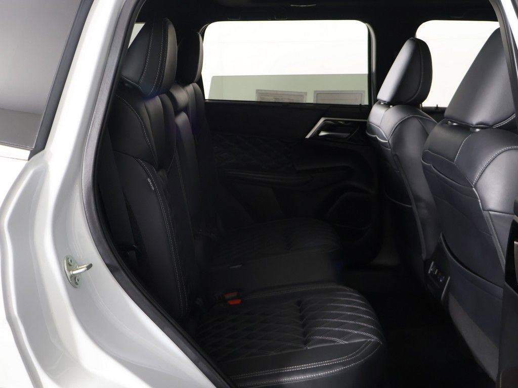 Used 2023 Mitsubishi Outlander SEL Black Edition AWD/4WD image 34