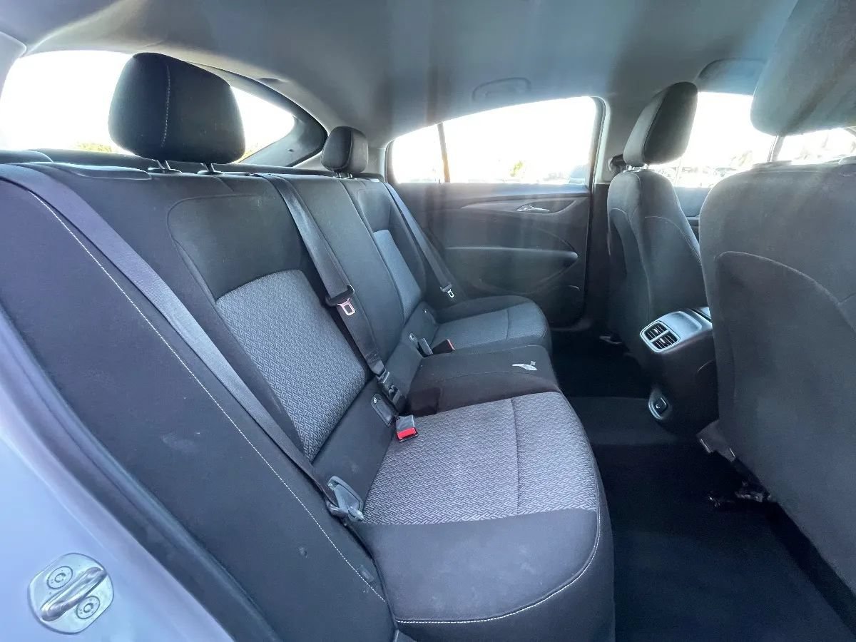 Used 2018 Buick Regal Preferred FWD image 14