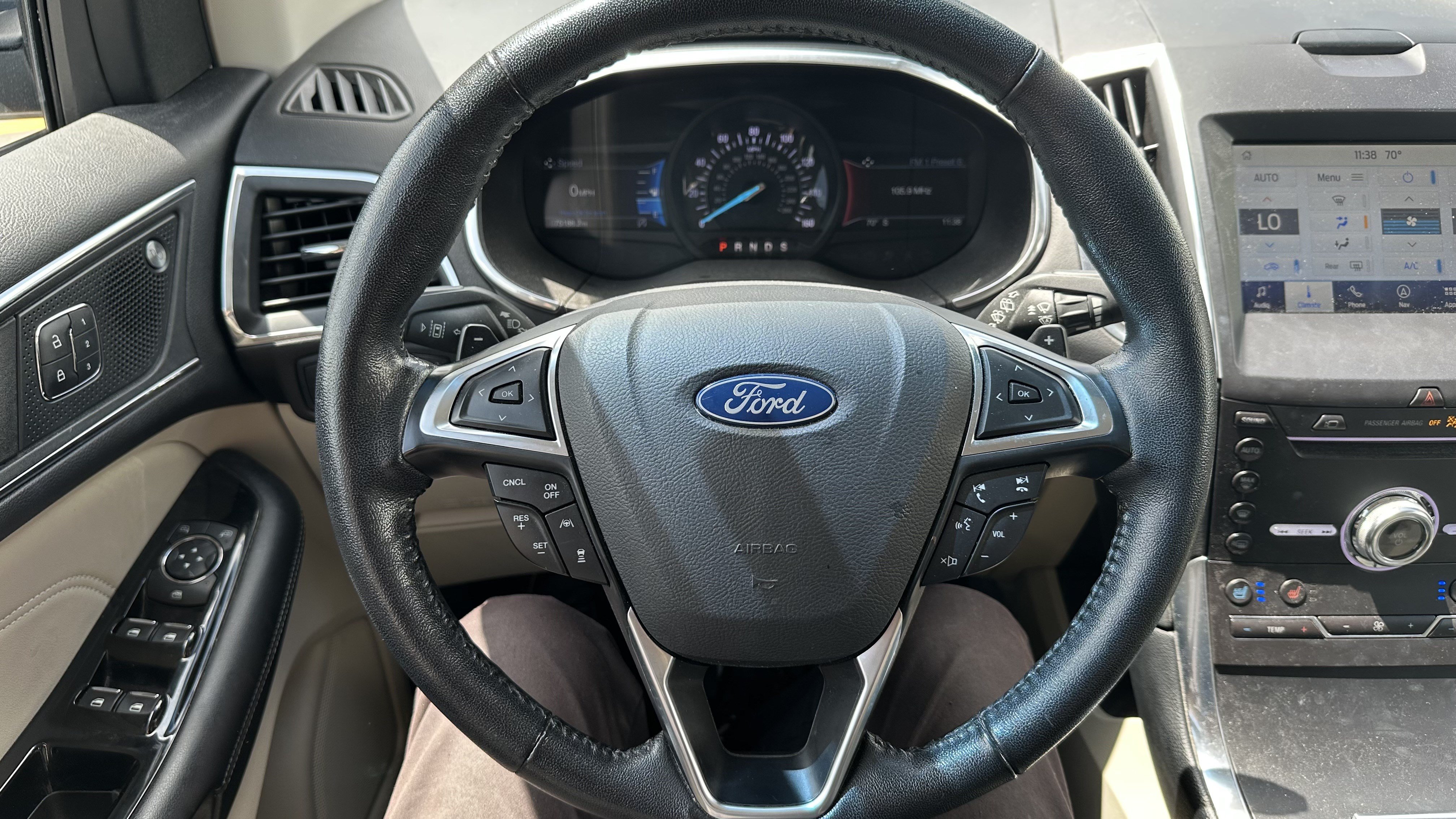 Used 2019 Ford Edge Titanium w/ Equipment Group 301A AWD/4WD image 20