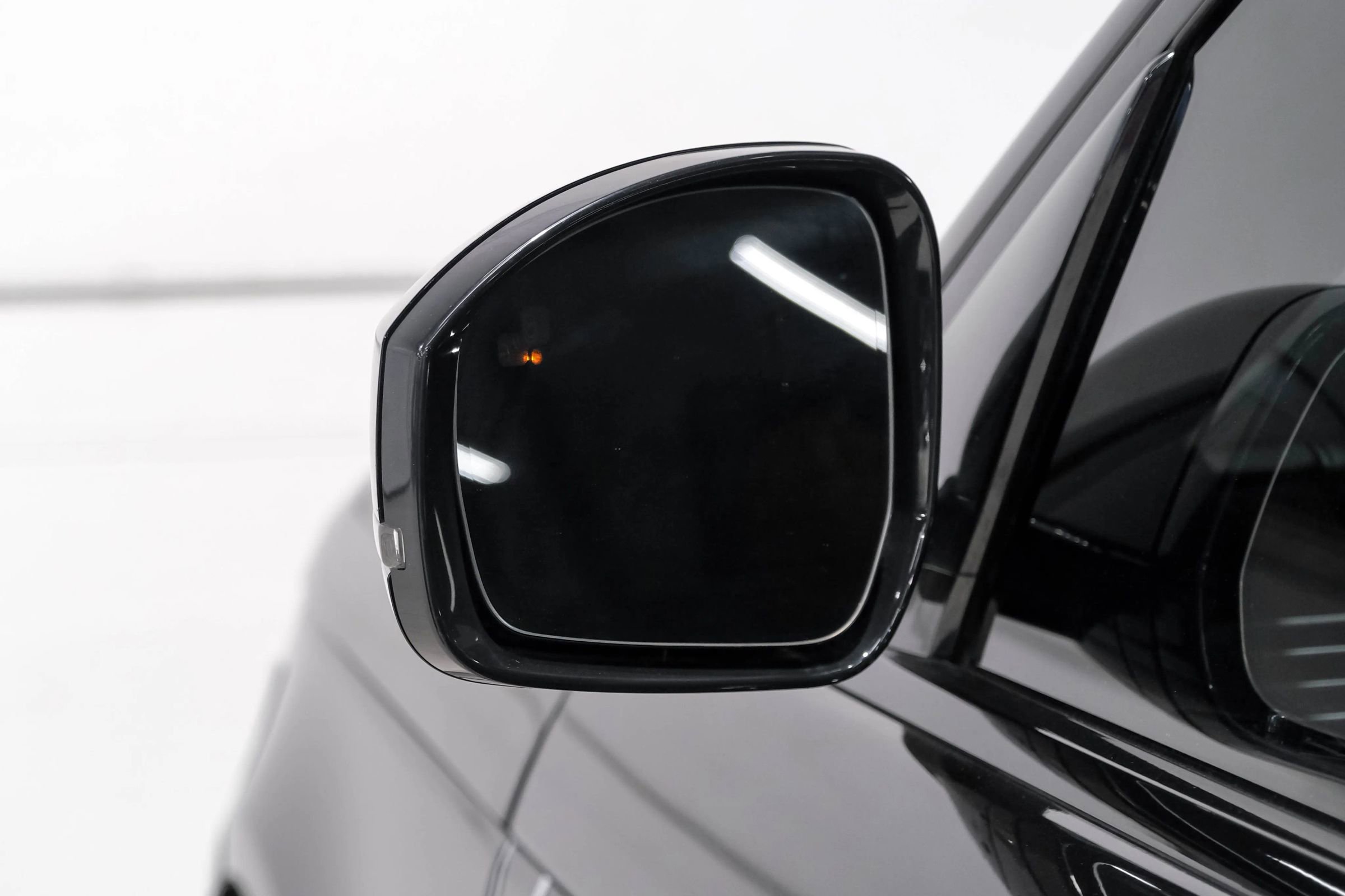 Used 2019 Land Rover Range Rover Long Wheelbase Autobiography image 44