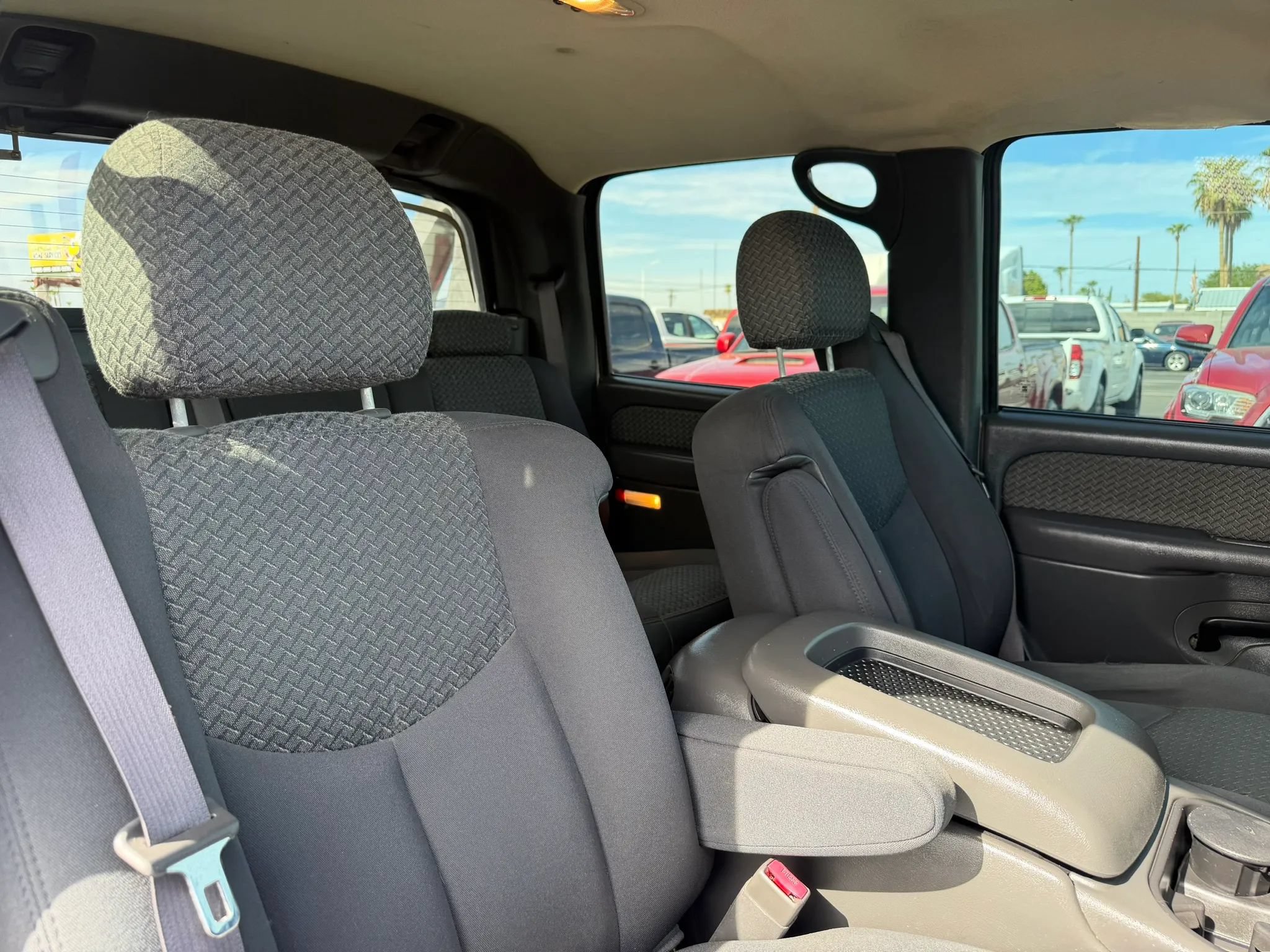 Used 2003 Chevrolet Avalanche 2WD image 35