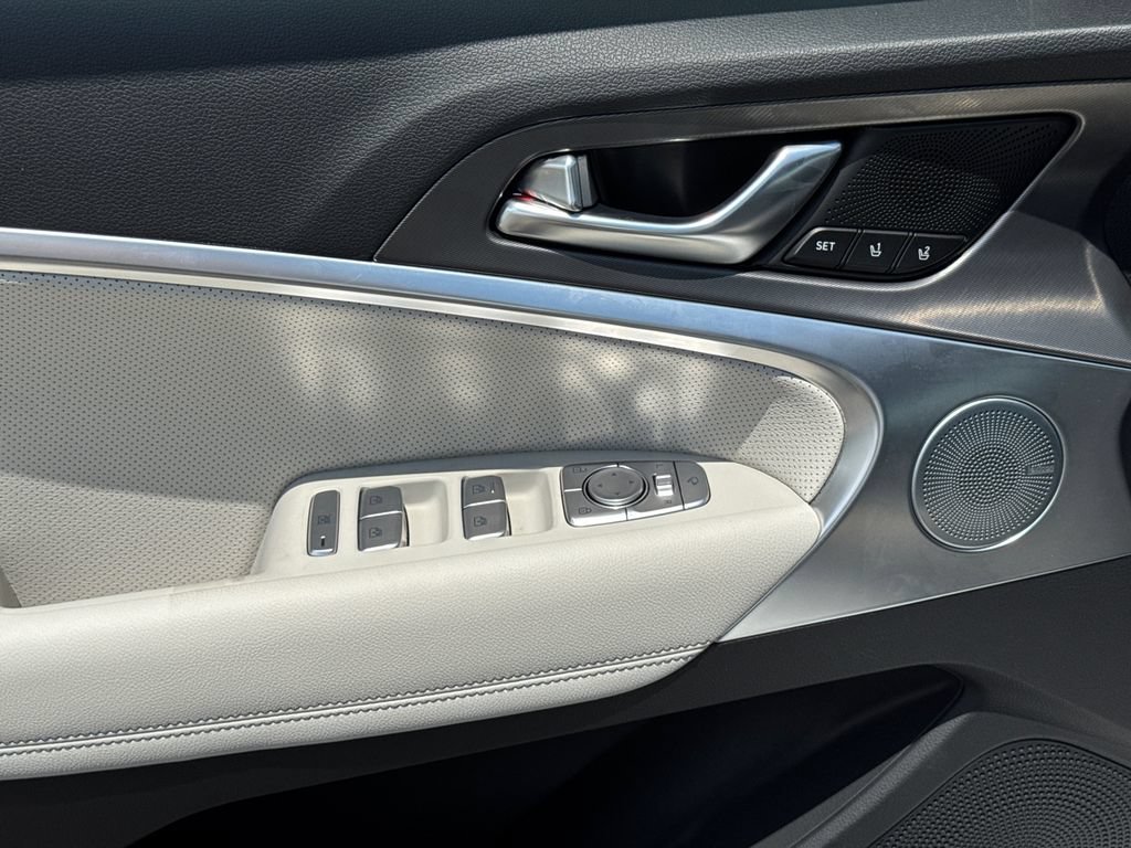 New 2026 Genesis G70 3.3T Sport Prestige AWD/4WD image 12