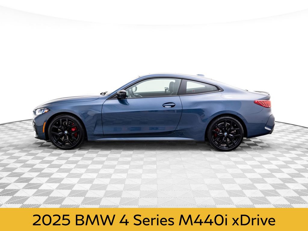 Used 2025 BMW 440i xDrive Coupe w/ Premium Package video 2
