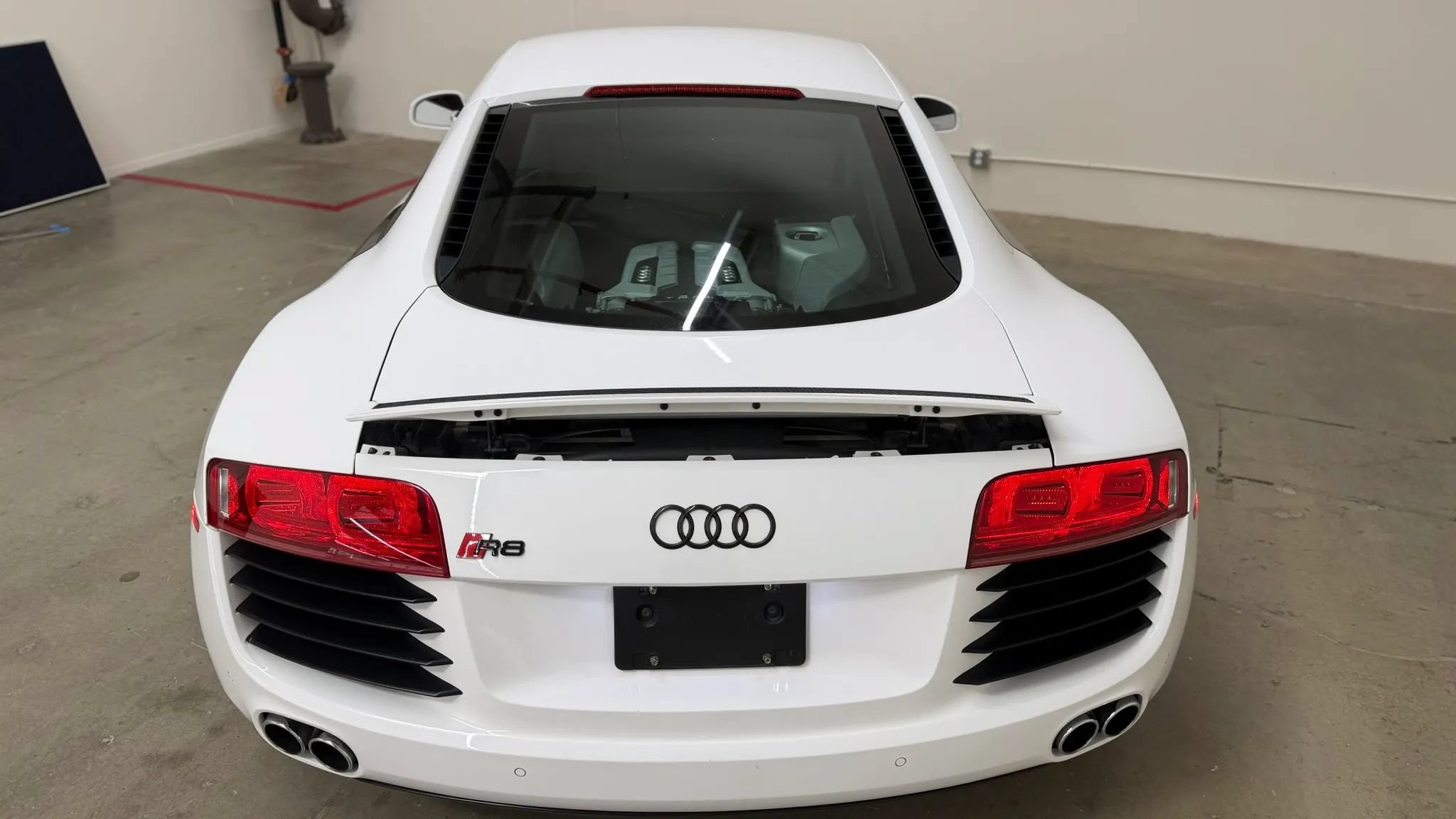 Used 2012 Audi R8 V8 AWD/4WD image 6