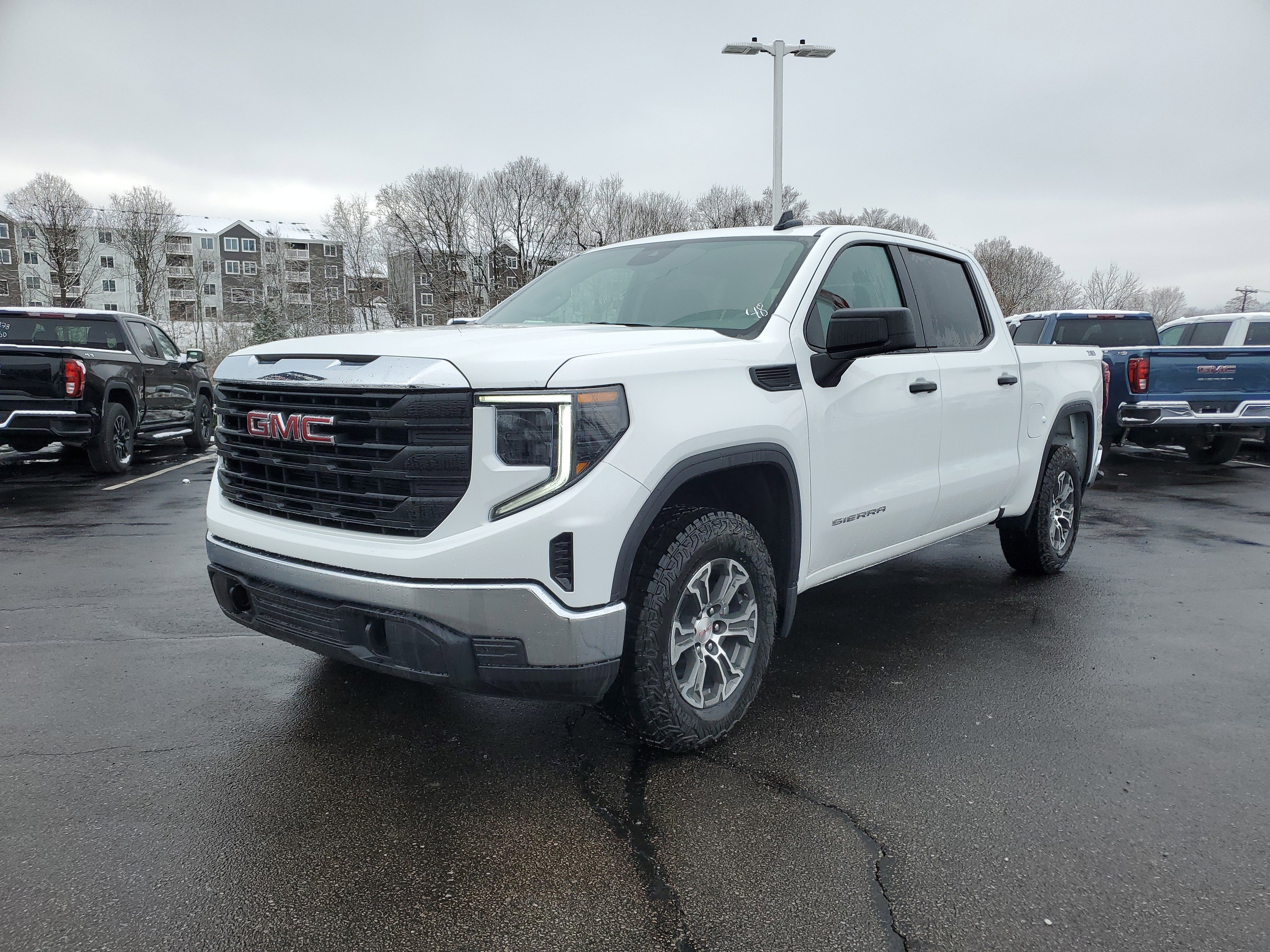 New 2026 GMC Sierra 1500 Pro w/ Pro Value Package AWD/4WD image 9