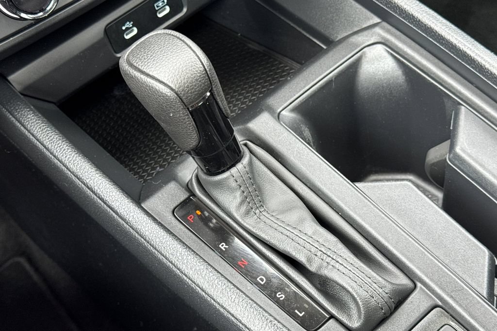 Certified 2025 Honda Accord SE image 25