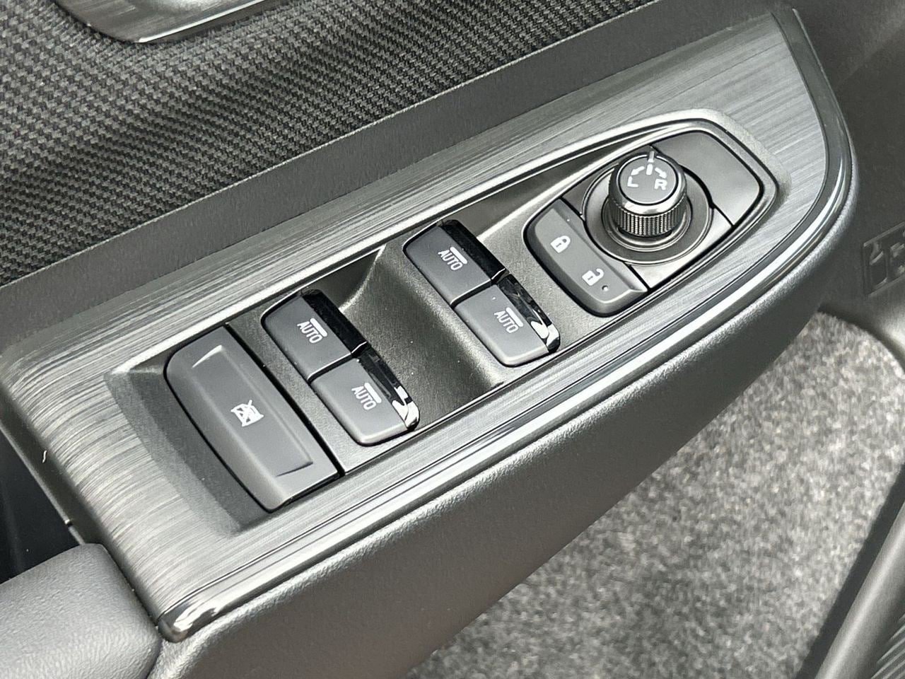 New 2026 Subaru Outback Limited AWD/4WD image 17