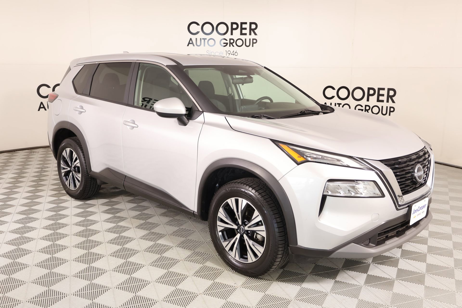 Used 2023 Nissan Rogue SV