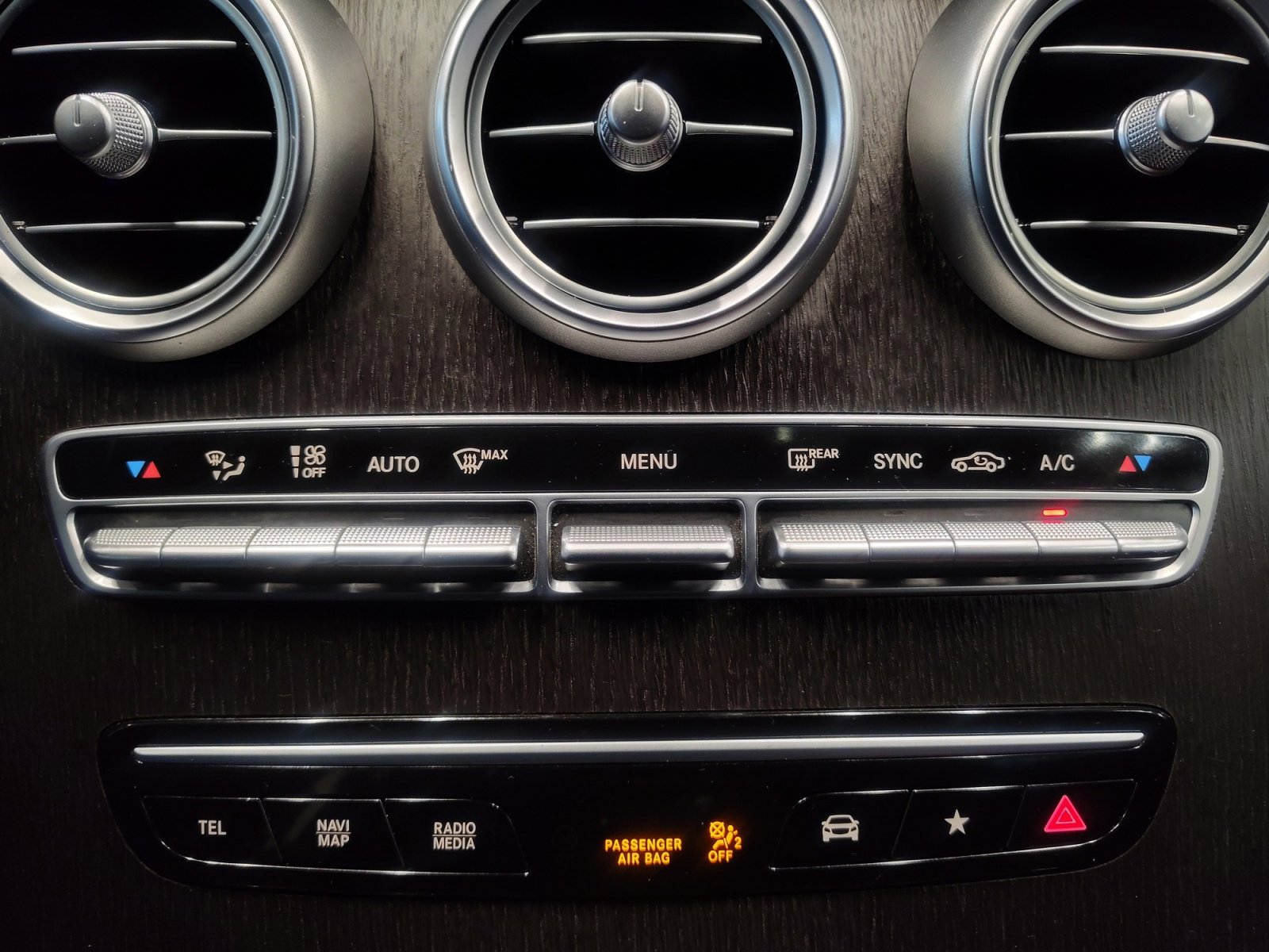 Used 2023 Mercedes-Benz GLC 43 AMG 4MATIC Coupe image 20