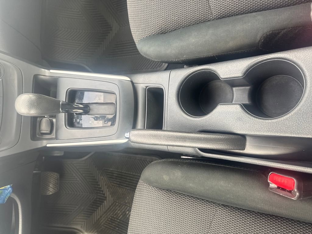 Used 2019 Nissan Sentra S image 27