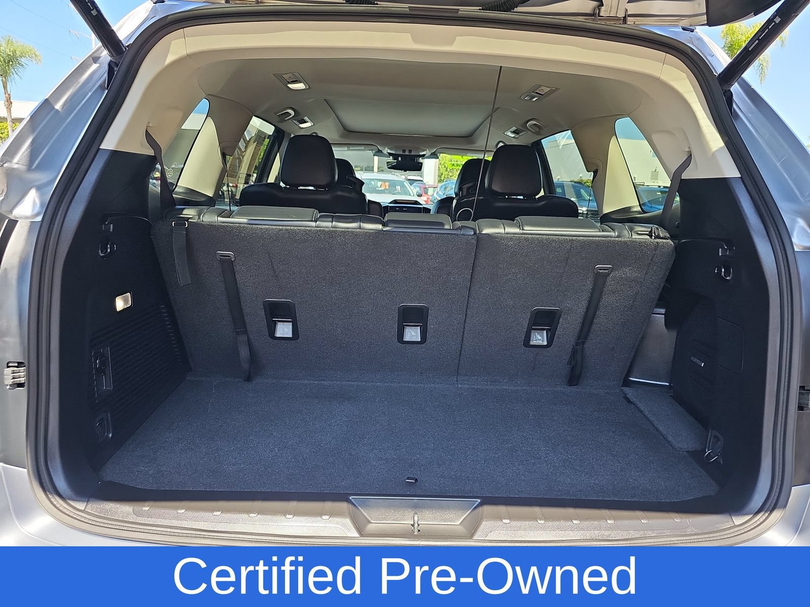 Used 2025 Subaru Ascent Touring AWD/4WD image 13