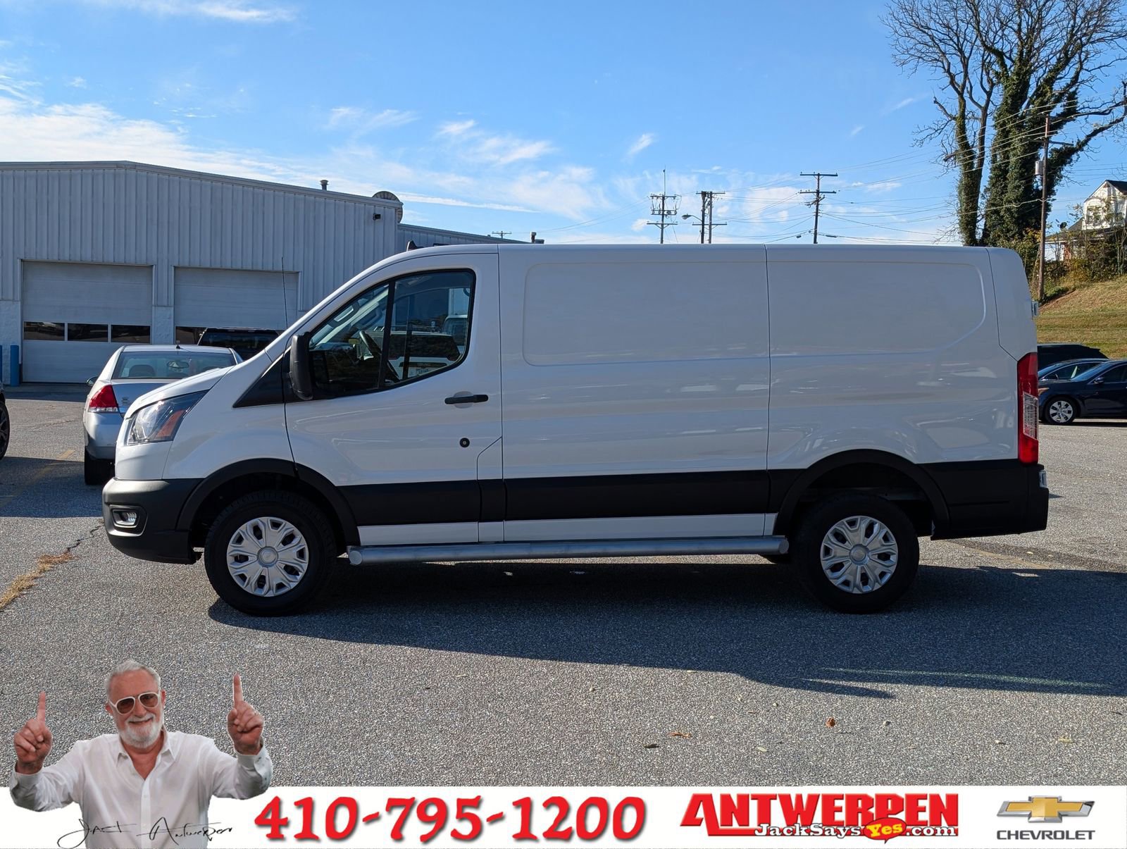 Used 2024 Ford Transit 250 Low Roof w/ Exterior Upgrade Package image 6