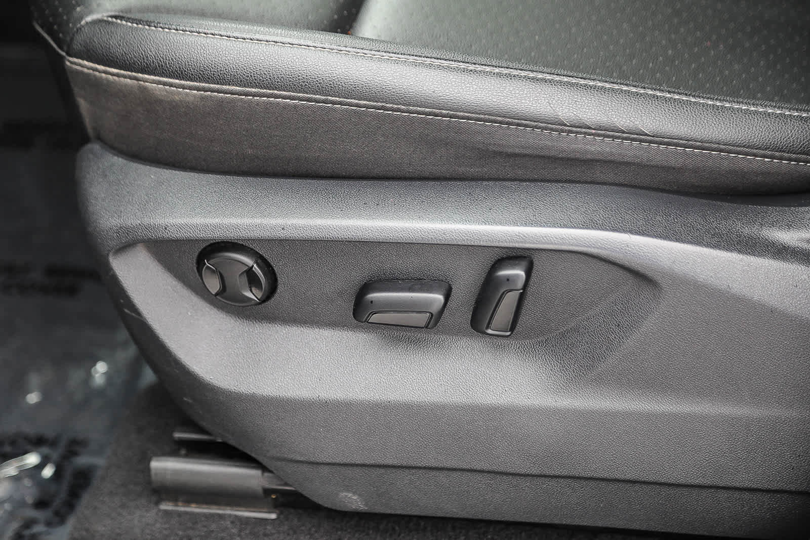 Used 2019 Volkswagen Atlas SE AWD/4WD image 19