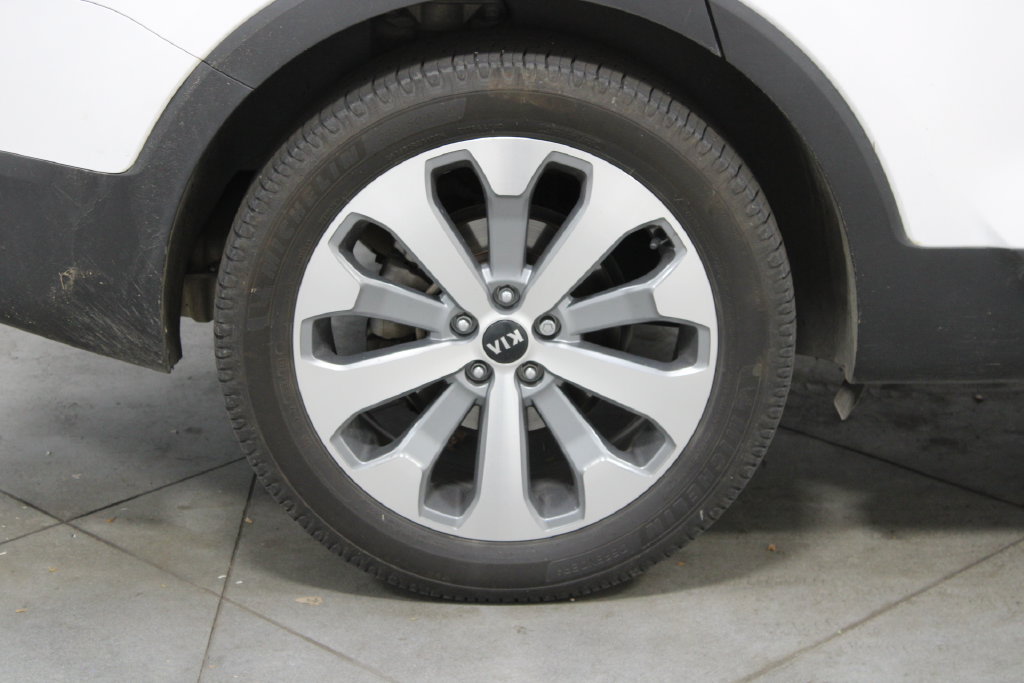 Used 2021 Kia Telluride S AWD/4WD image 12