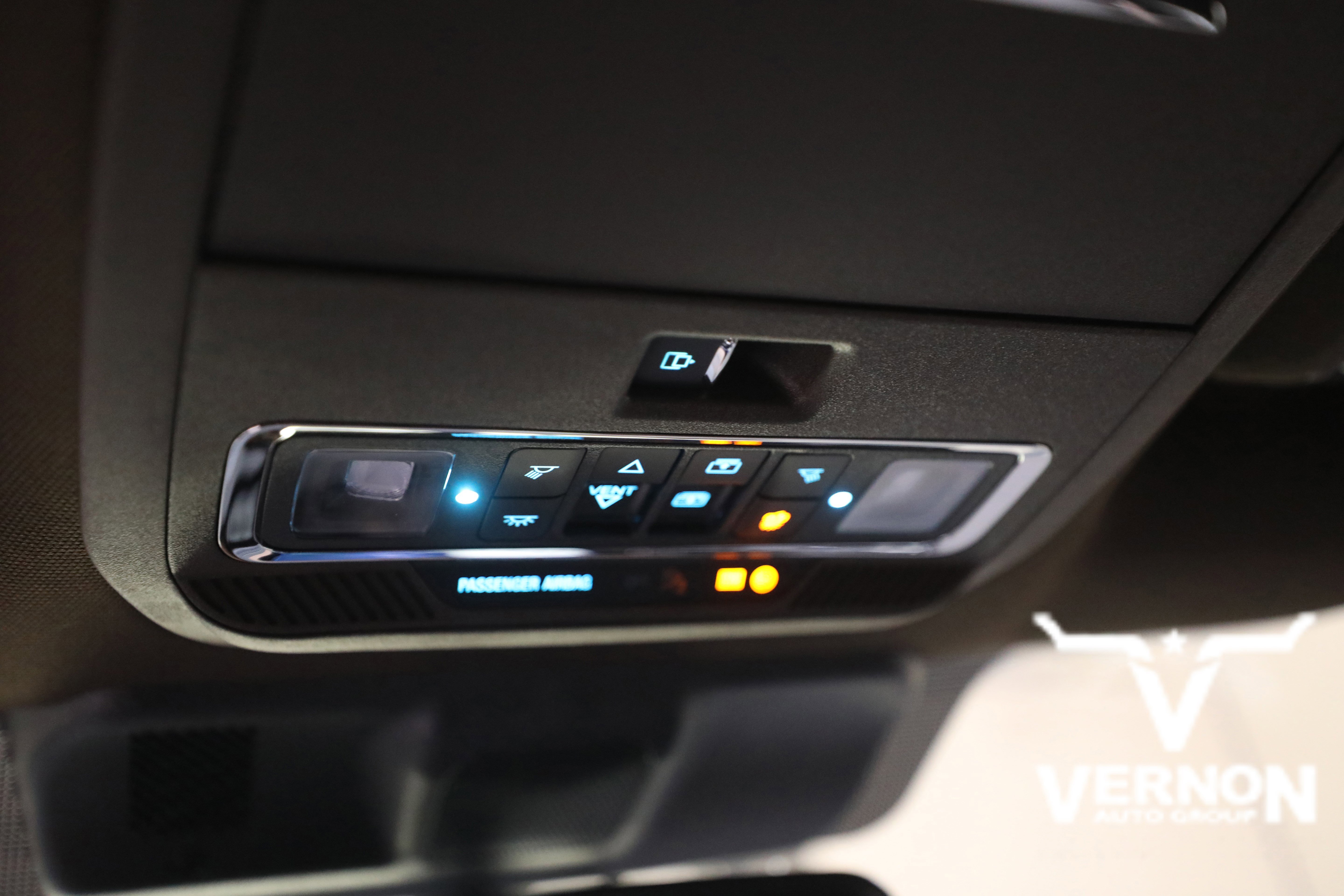 New 2026 Ford F250 King Ranch w/ Chrome Package image 28