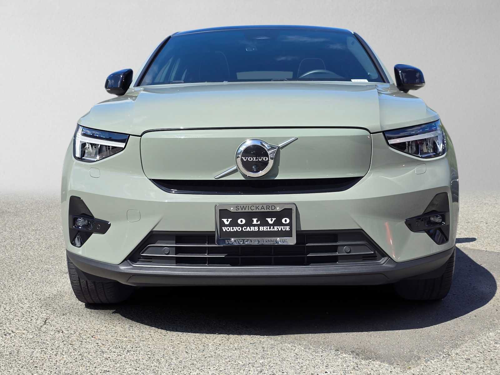 Certified 2023 Volvo C40 P8 Recharge Plus w/ Climate Package AWD/4WD image 9