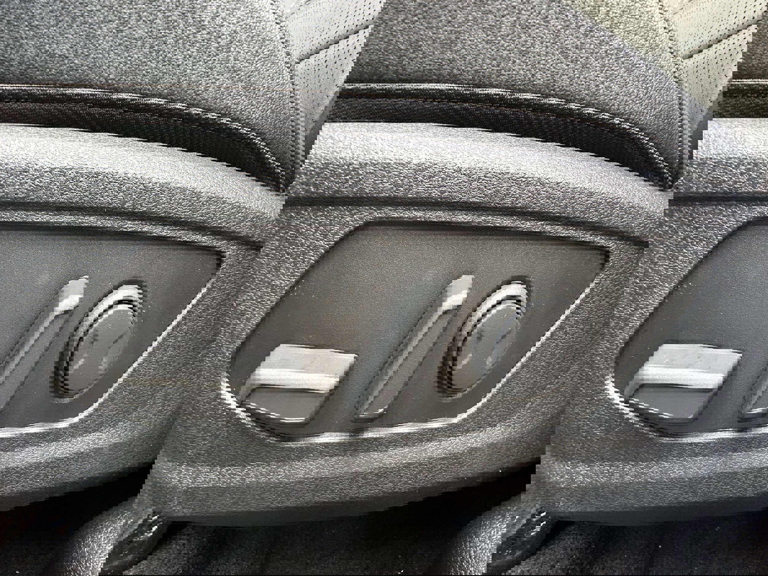 New 2026 Kia Sportage SX image 32