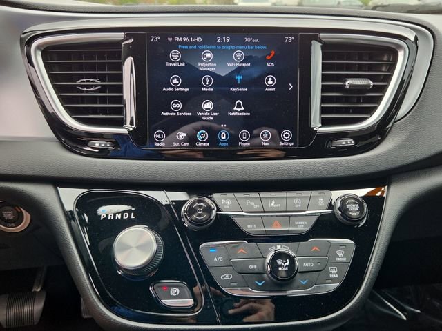 Used 2019 Chrysler Pacifica Touring Plus w/ Advanced Safetytec Group image 23