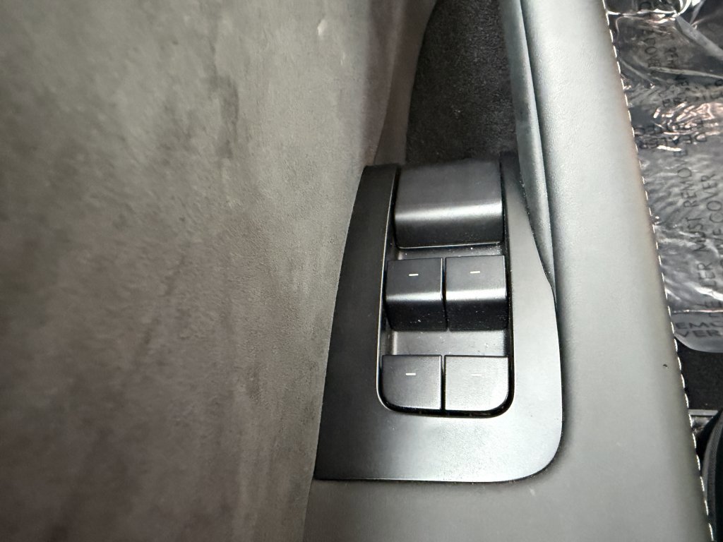 Used 2025 Tesla Model 3 Long Range image 30