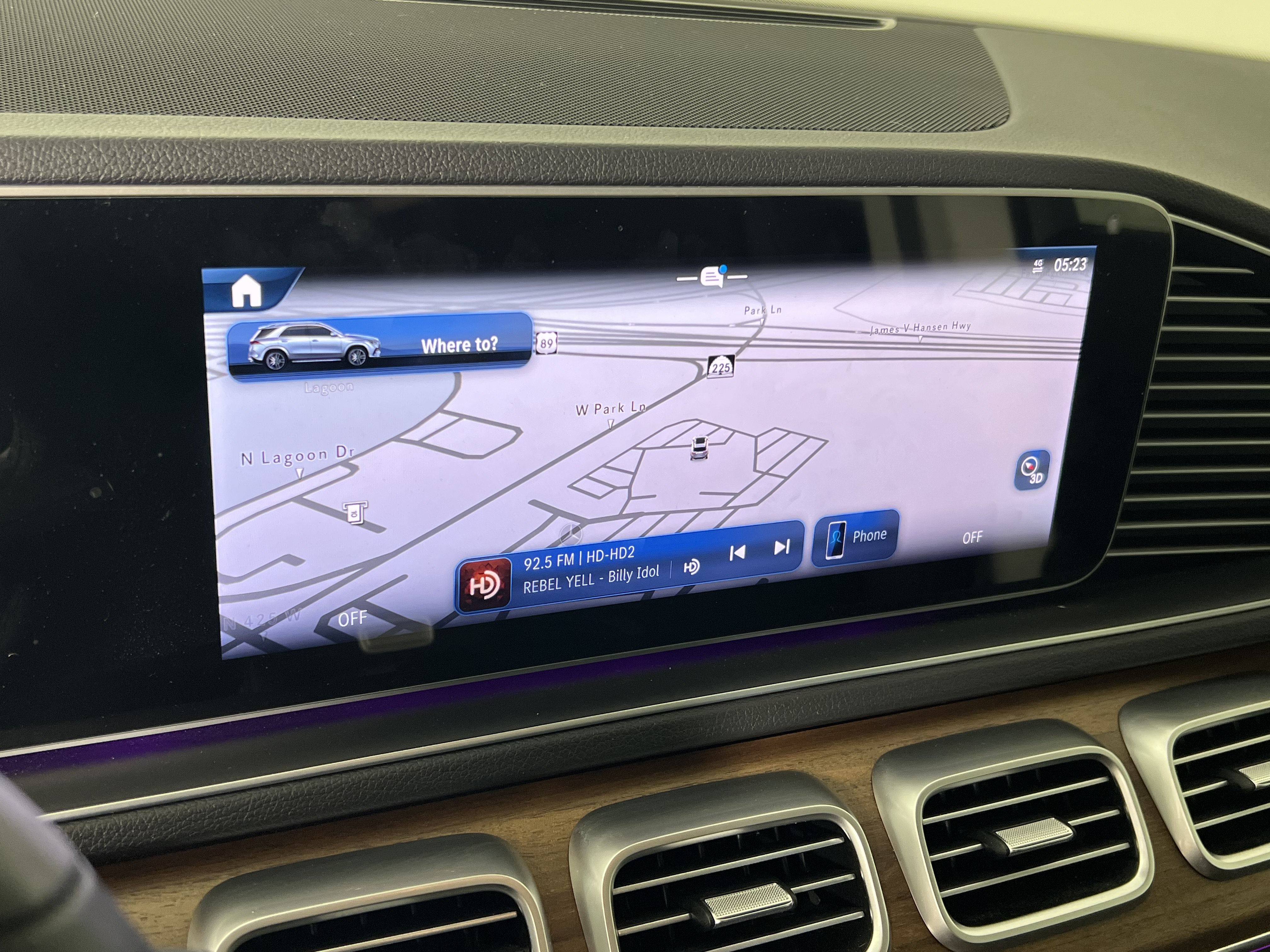 Certified 2025 Mercedes-Benz GLE 350 4MATIC image 30