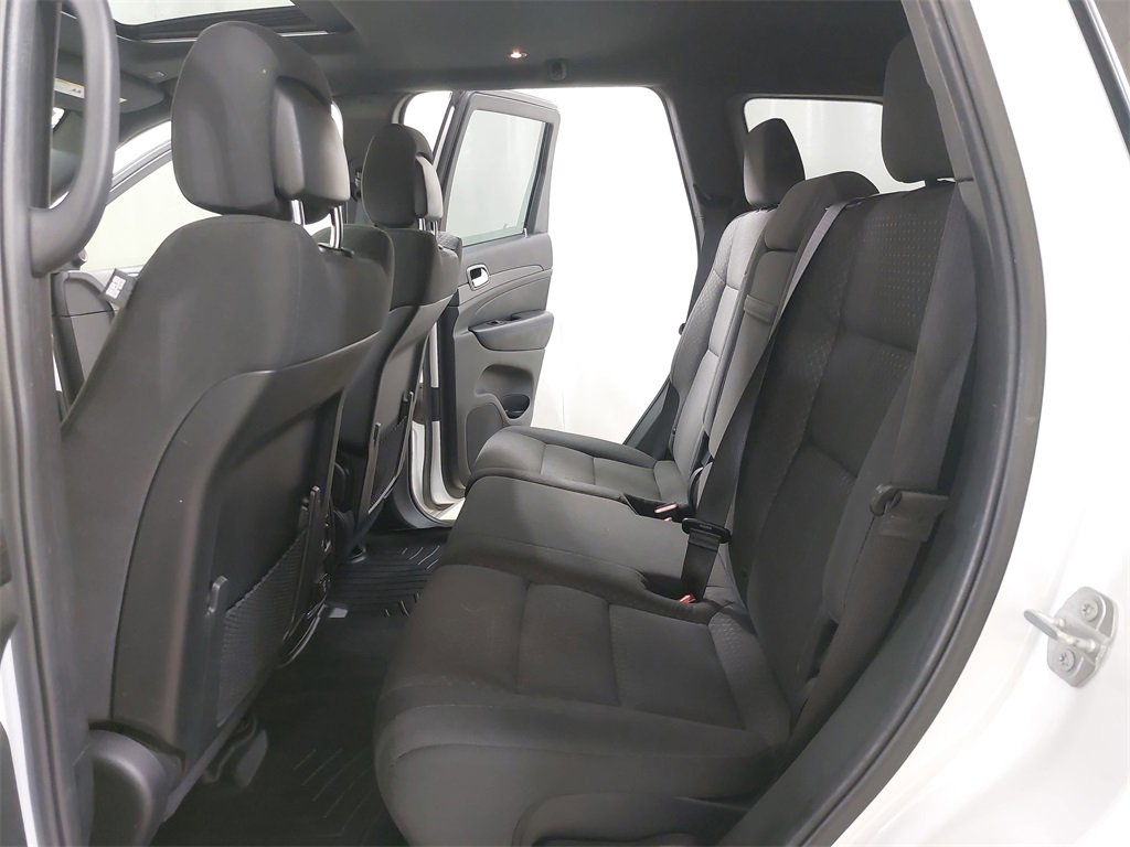 Used 2019 Jeep Grand Cherokee Laredo image 18