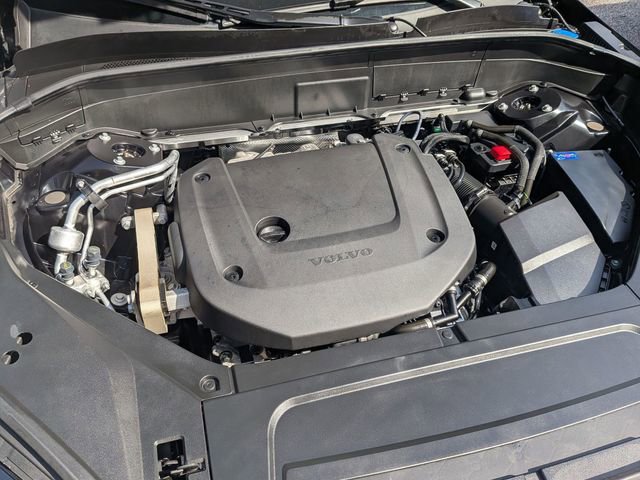 Certified 2023 Volvo XC90 B6 Plus AWD/4WD image 32