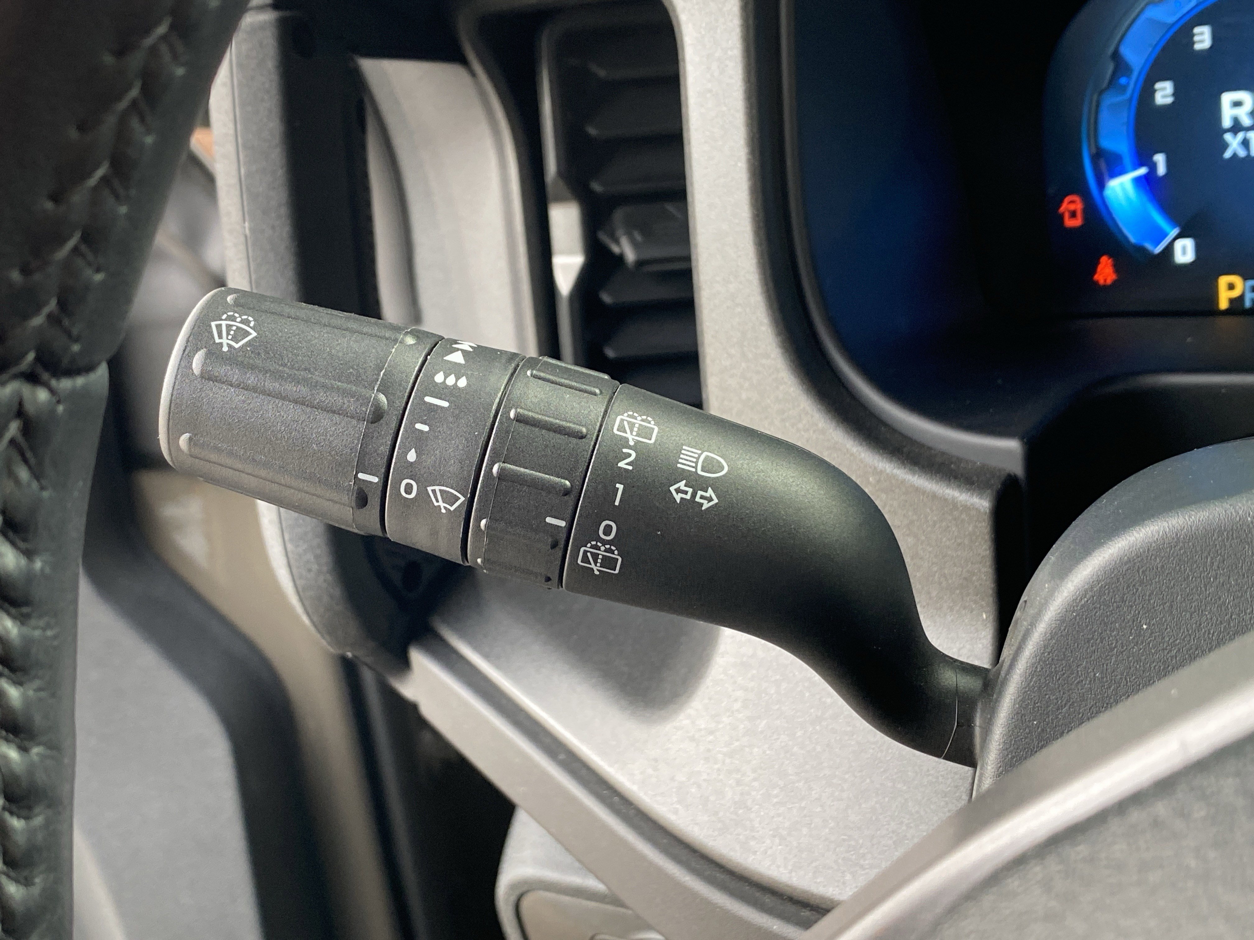 Used 2025 Ford Bronco Big Bend image 29