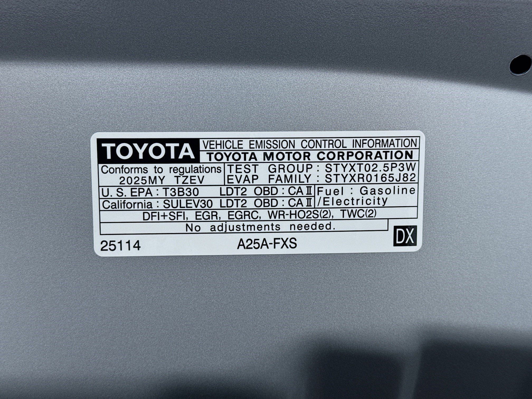 Used 2025 Toyota RAV4 XSE image 21