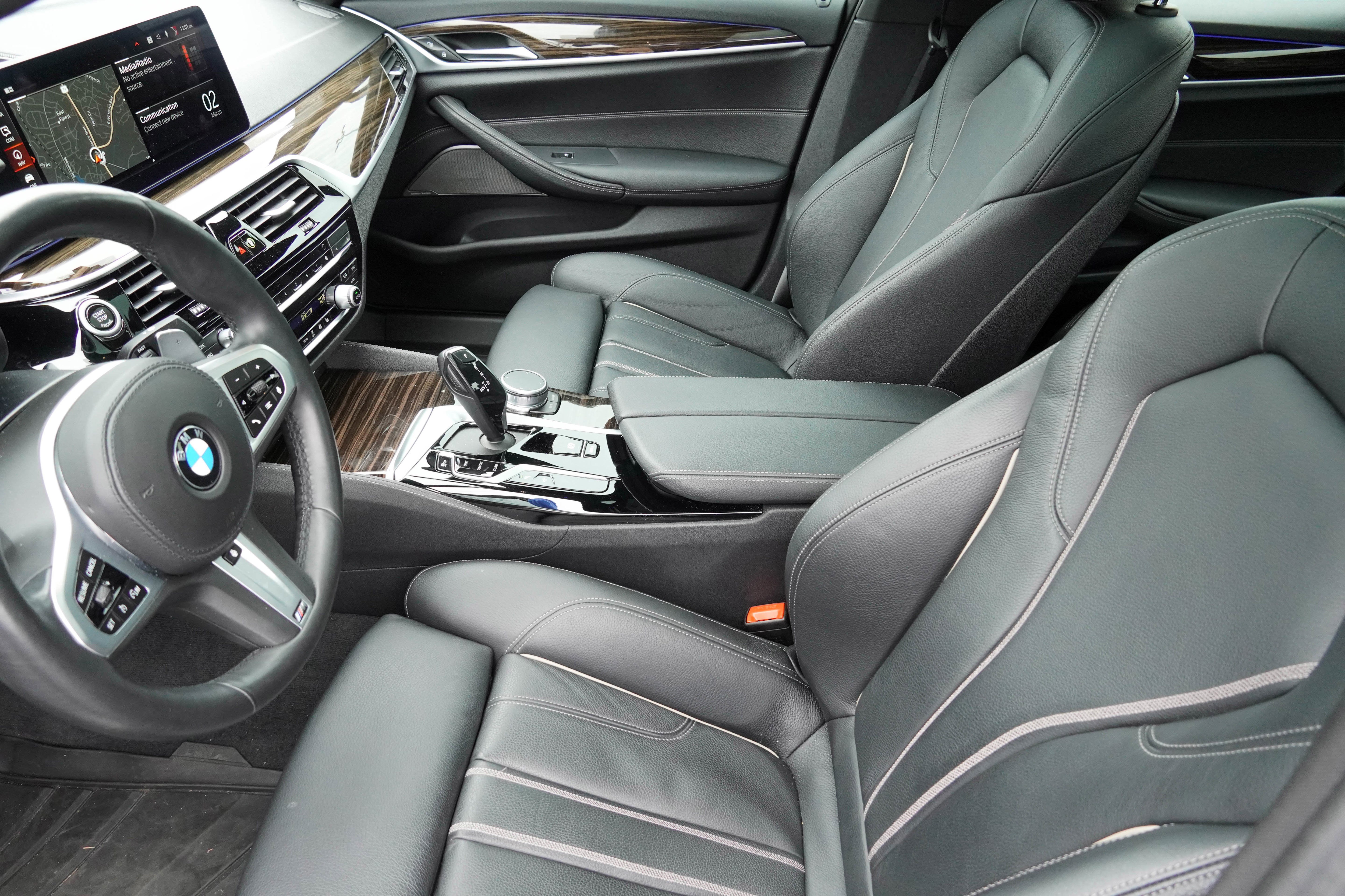 Used 2021 BMW 540i w/ M Sport Package image 12