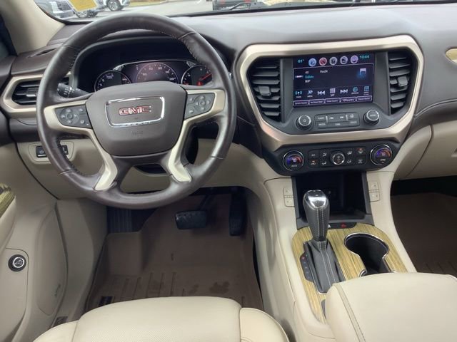 Used 2018 GMC Acadia Denali w/ Technology Package image 11